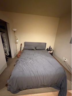 Queen Bed Complete Set