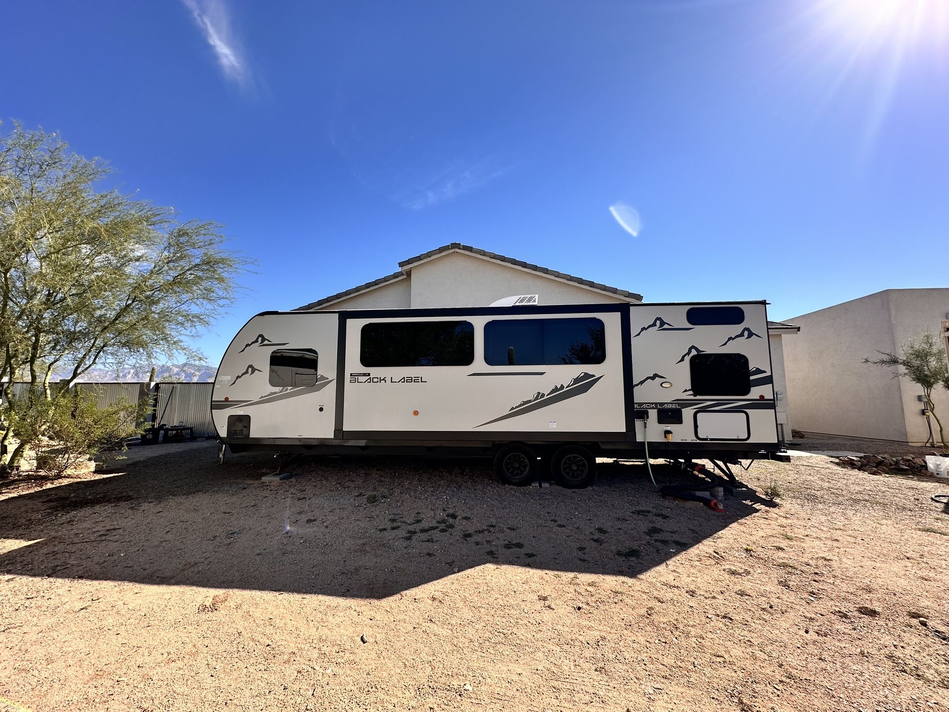 Travel Trailer: Forest River Grey Wolf Black Label 26DBHBL