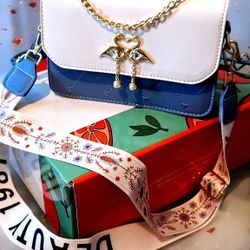 Brand New Women's Purses,only$19