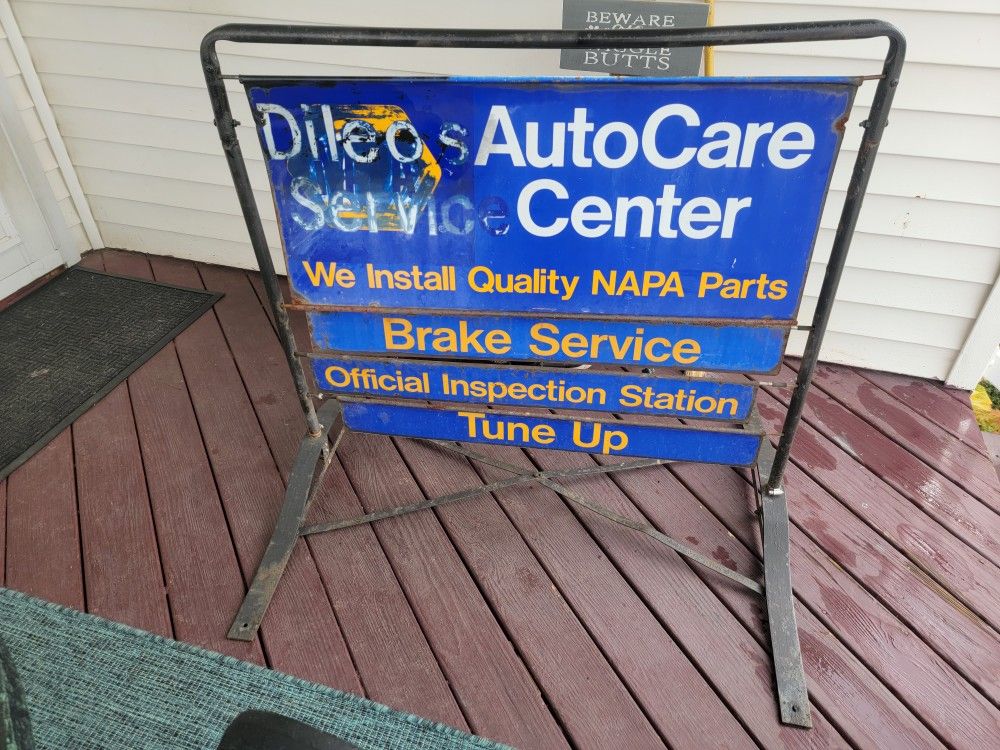 Napa Service Center Sign