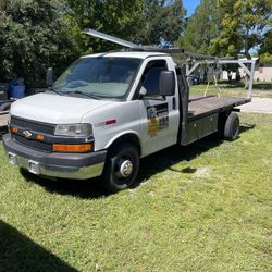 2010 Chevrolet Flatbed Diesel 