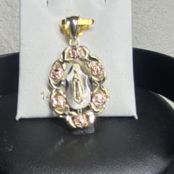 14k Gold Virgen De Guadalupe (virgin Marry) Pendant 