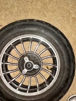 Wheel for moped