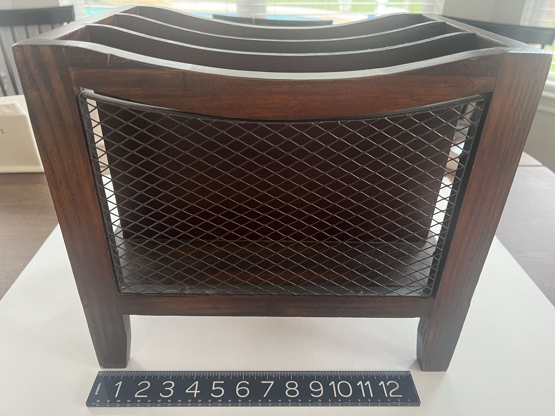 Antique / Rustic Wood/Metal Book/Record/Magazine Rack