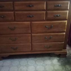 Dresser & mirror $135 Located Pharr Texas 78577