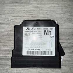 2012 2013 HYUNDAI ELANTRA A/Bag Module Center Console Canada Market 959103X000