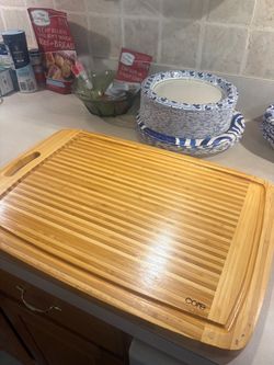 Large Sturdy Cutting Board!
