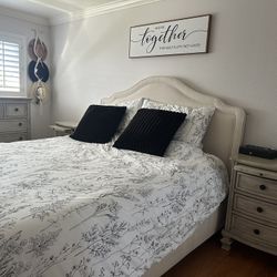 Cal King Bedroom Set