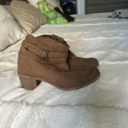Brown Boots 