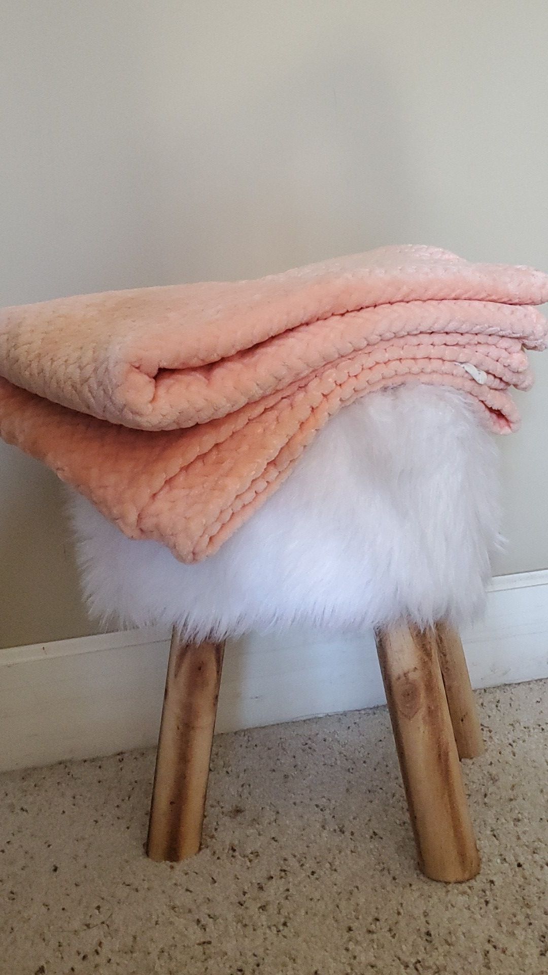 Adonia studio luxury blanket clearance
