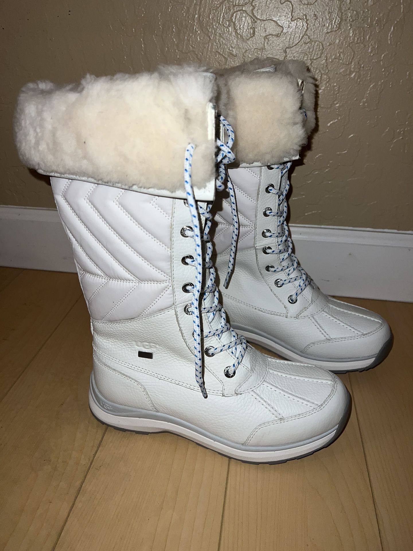 Brand New Ugg Snow Boots 