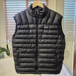 Patagonia Men’s Down Sweater Vest - Medium Goose Down Black Puffer Vest 84621