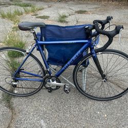 Trek 1000 W