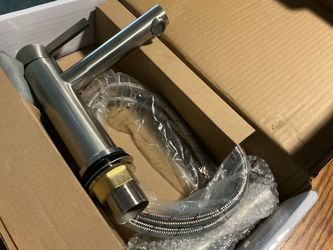 Brushed nickel bath faucet- new