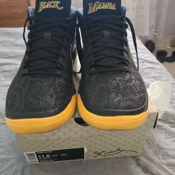 KOBE AD BLACK MAMBAS SHADOWS