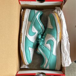 Nike Dunk Low Kumquat Men’s 8/womens 9.5