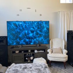 Tv Hisense Tv 85 Inch Like New Work Good 