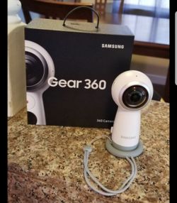 Samsung Gear 360 camera