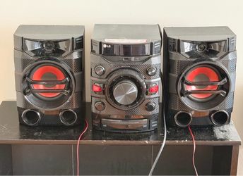 LG Mini Hi-Fi Stereo System with Speakers