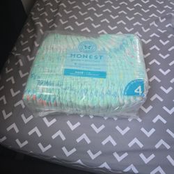 Diapers Size 4