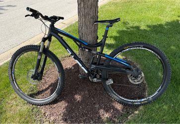 Mountain bike- Diamondback Recoil Pro 29