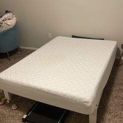 MEMORY FOAM MATRESS - Size full - Good Condition, Slightly Used, Slight Staining 