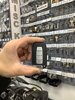 2009-2016 Hyundai/Kia Smart Remote INCLUDES PROGRAMMING