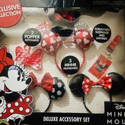 Disney Exclusive Collection Minnie Mouse Deluxe Travel Accessory Headband Set