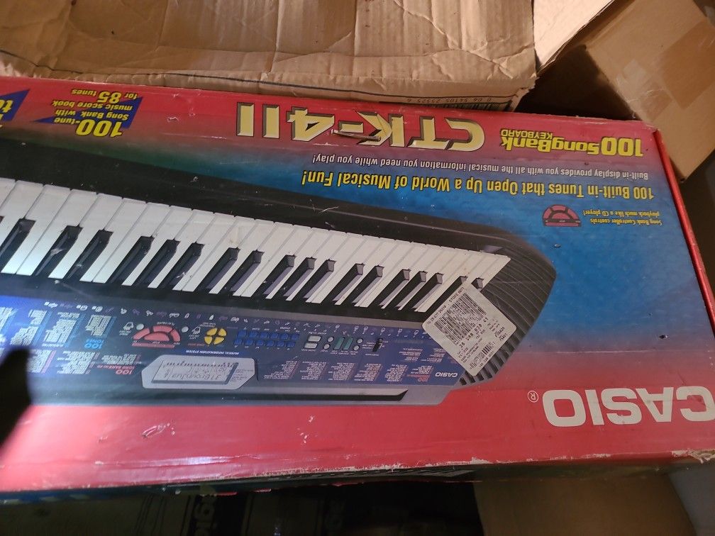 Casio CTK-411 Keyboard New Shape