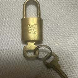 LV Padlock With Keys