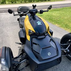 Ryker 2023 Automatic 