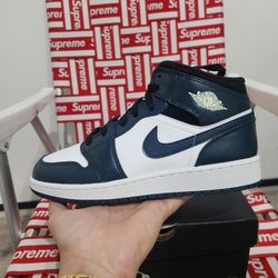 Air Jordan 1 Mid (GS)