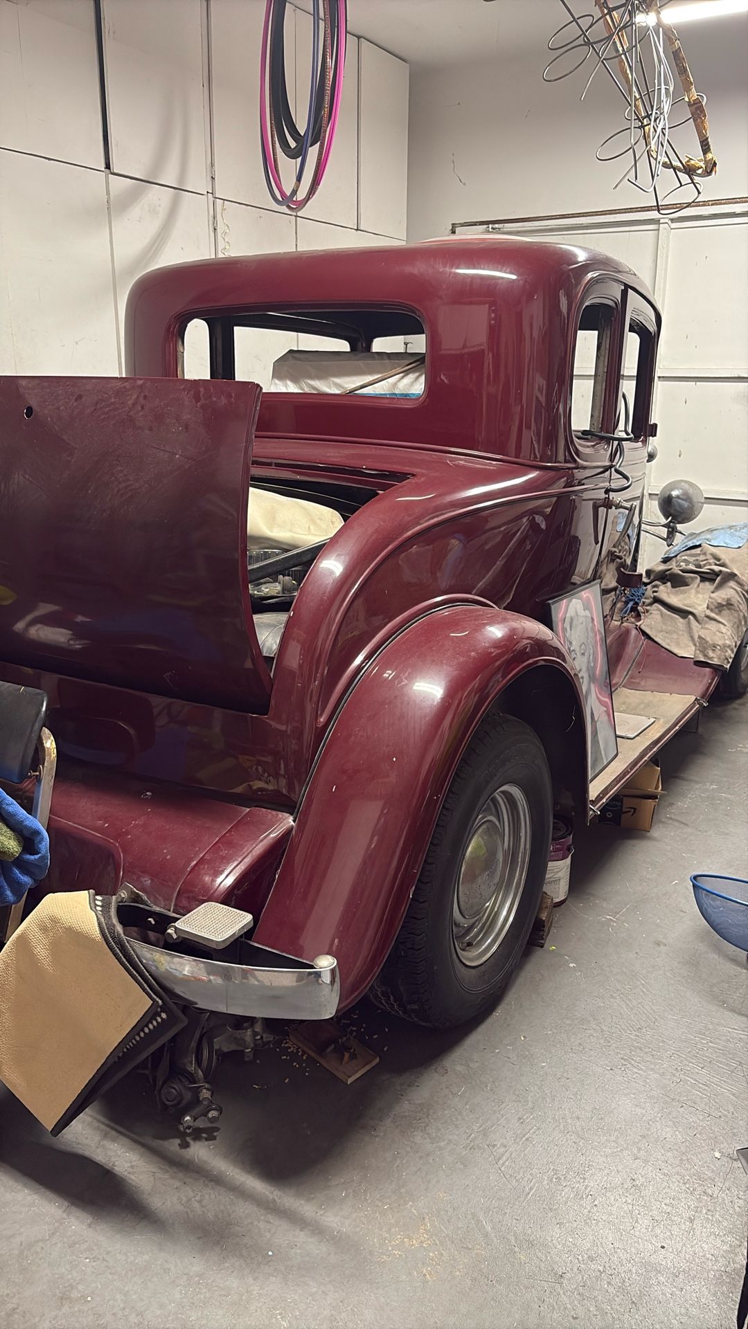 1932 Chevy 5 Window
