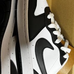 Nike Shoes Size 3.5Youth 