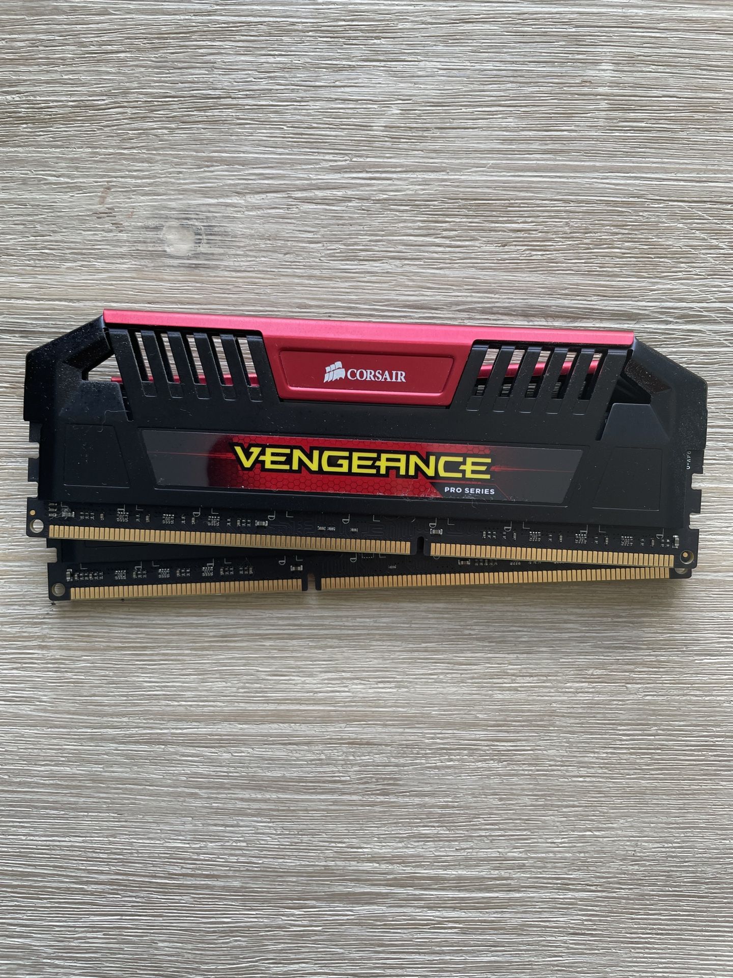 Corsair CMY16GX3M2A2400C11R Vengeance Pro 16GB (2x8GB) DDR3 2400MHz PC3 19200 Desktop RAM, Red 1.65V