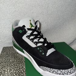 Pine Green Jordan 3’s
