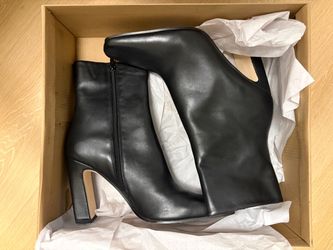 Steve Madden Black Leather Boots NEW Size 8.5