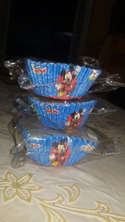 Mickey Mouse Cupcake Holder