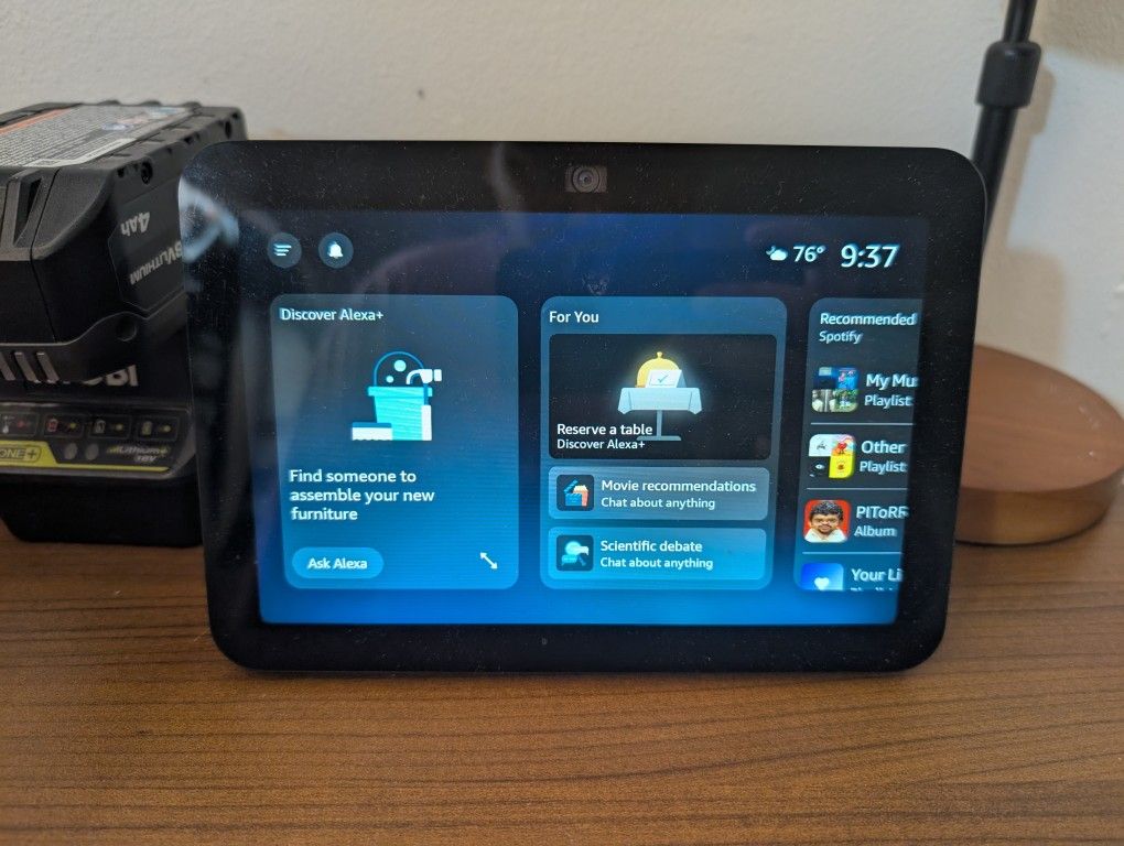 Amazon Echo Show 8 | Digital Assistant w/ Touch Screen