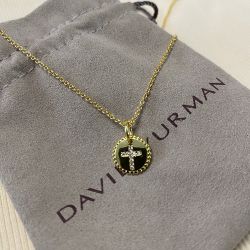 David Yurman 18K Gold Round Pendant With Diamonds 