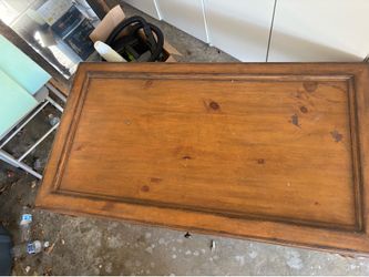 Bassett coffee table