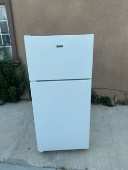 3 MONTHS WARRANTY 28x30x60 HOTPOINT REFRIGERATOR WHITE 14cuft
