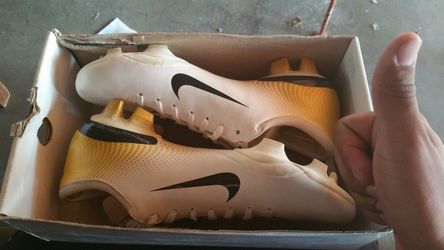 Joga Bonito Nike