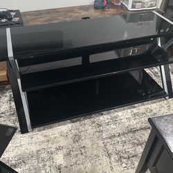   TV/living Room Stand With Removable Stand 