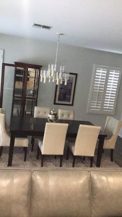 Dining room table