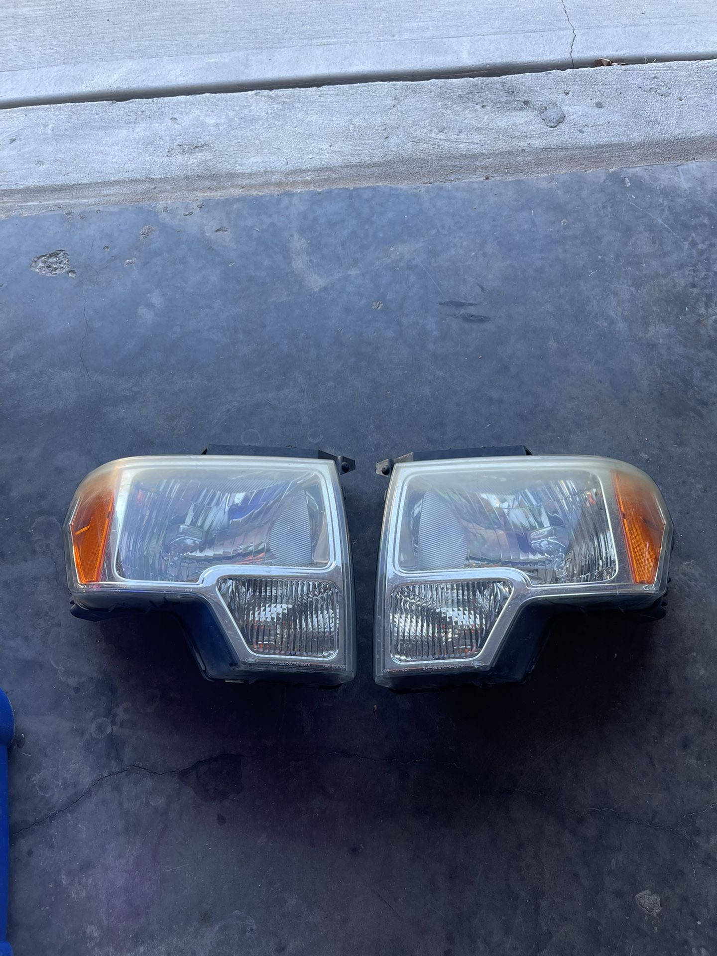 2009-2014 Ford F-150 Headlights