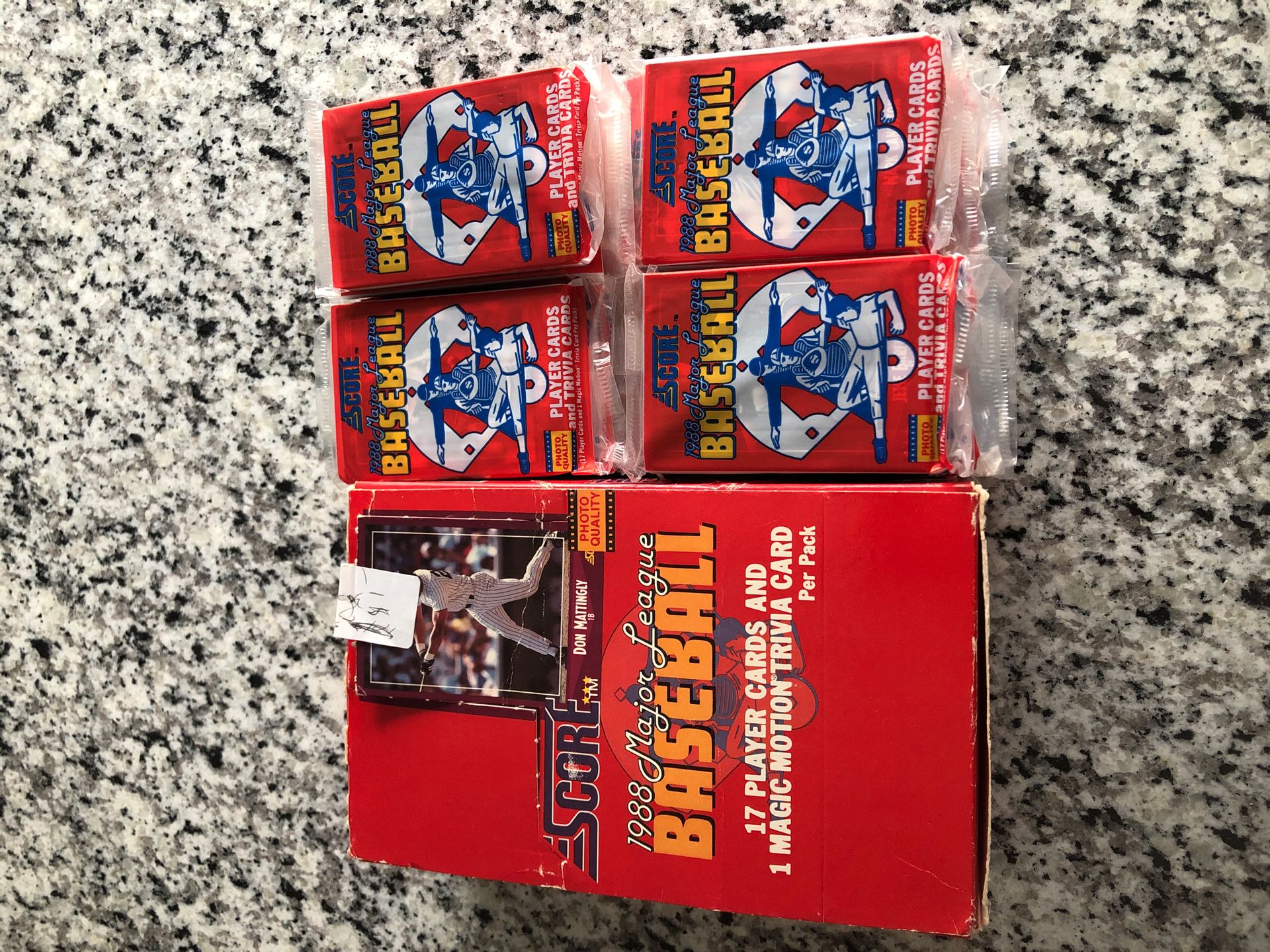 Baseball Cards Score 1988 unopened Tom Glavine Rookie!