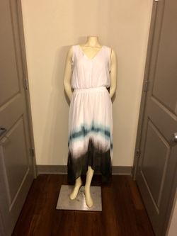 BRAND NEW w/ Tags!! Simply Vera by VERA WANG!