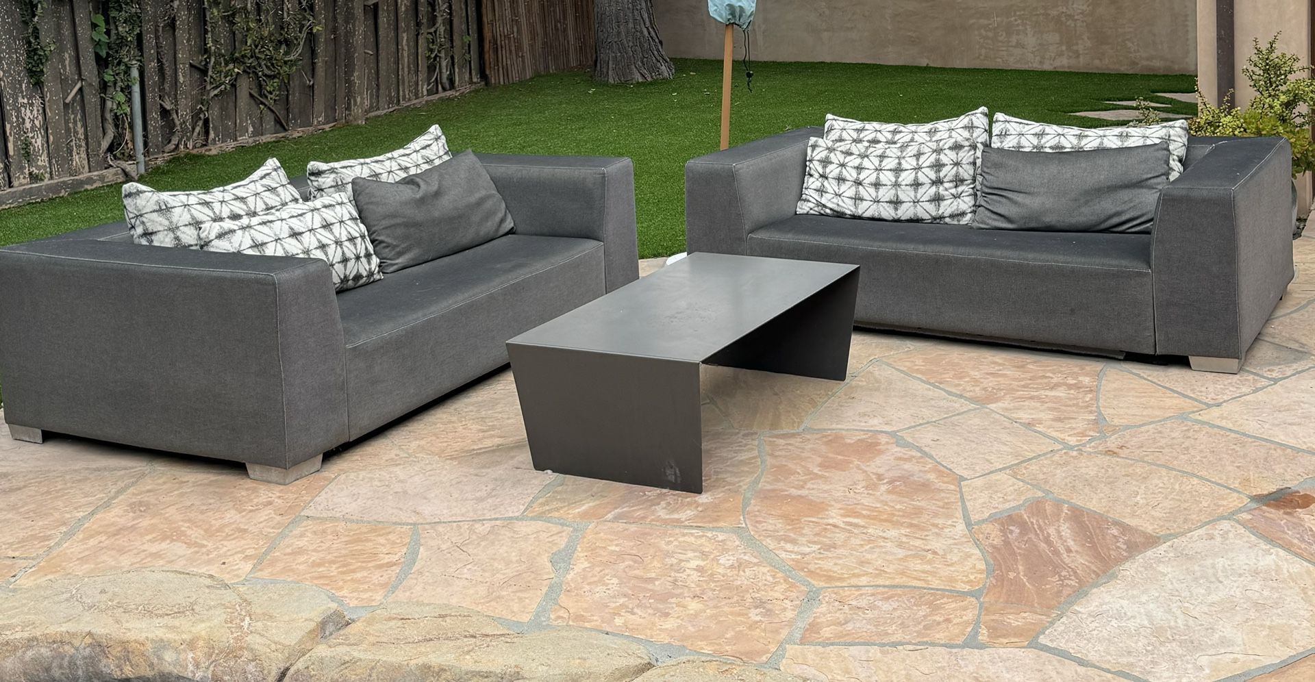Large Outdoor Sofas And Coffee Table 