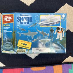 Shark Week Toy Set 